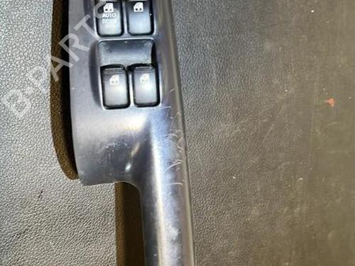 Used Left front window switch HYUNDAI TUCSON (JM) 2.0 CRDi All-wheel Drive (113 hp) 21864202