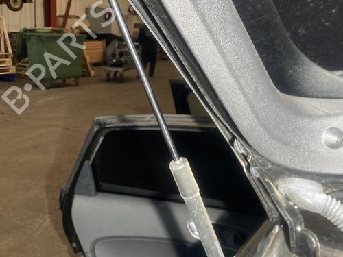 Used Tailgate lift support AUDI A1 Sportback (8XA, 8XF) 1.0 TFSI (95 hp) 23984824