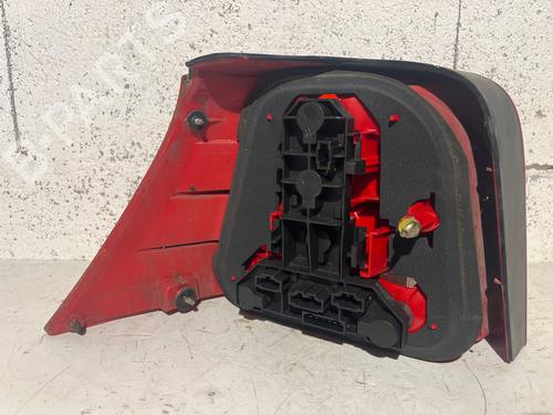 right-taillight-vw-golf-iv-1j1-1997-1998-1999-2000-2001-2002-2003-2004-2005-2006-2007-2008-35903496 main image