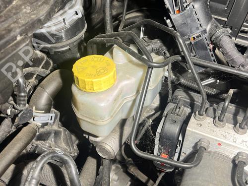 Used Brake master cylinder AUDI A1 (8X1, 8XK) 1.0 TFSI (82 hp) 28296200