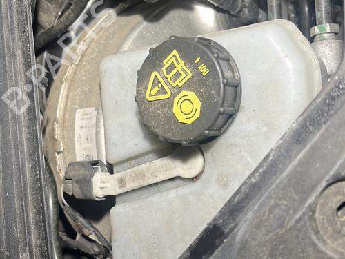 Used Brake master cylinder JAGUAR XE (X760) 2.0 D (180 hp) 27837007