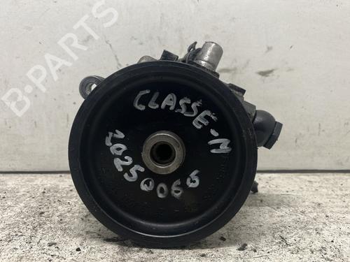 Used Steering pump MERCEDES-BENZ M-CLASS (W164) ML 320 CDI 4-matic (164.122) (224 hp) 30647389