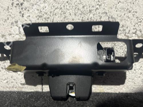 Zamek klapy tylnej / bagażnika PEUGEOT 208 I (CA_, CC_) 1.6 HDi / BlueHDi 75 | BP30885957C101