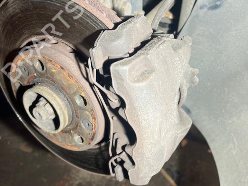 Used Right front brake caliper Right front brake caliper RENAULT MEGANE III Coupe (DZ0/1_) 1.5 dCi (DZ0B) (106 hp) 33722646 33722646