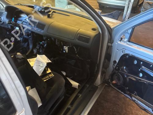 Used Rubber door seal Rubber door seal VW GOLF IV Variant (1J5) 1.6 (101 hp) 39937646 39937646