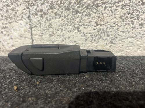 switch-renault-twingo-ii-cn0_-2007-30567457 main image