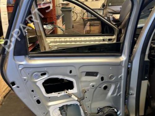 Used Left rear door Left rear door 20862570 20862570