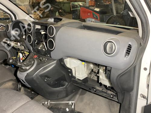 Used Dashboard PEUGEOT PARTNER Box Body/MPV 1.6 HDi / BlueHDi 75 (75 hp) 23797014