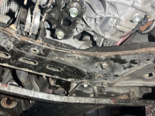 Used Subframe Subframe RENAULT KADJAR (HA_, HL_) 1.3 TCe 140 (HLNB, HLN1) (140 hp) 31249138 31249138