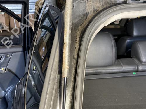 Used Tailgate lift support KIA SORENTO I (JC) 2.5 CRDi (170 hp) 22894052