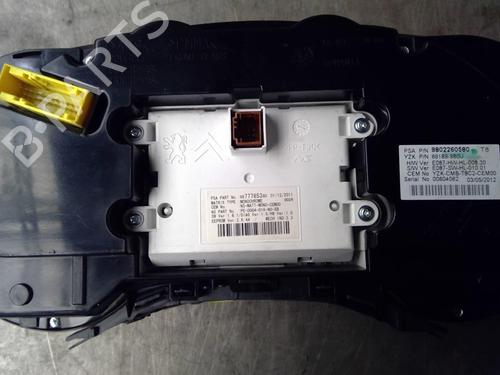 Instrument cluster PEUGEOT 3008 I MPV (0U_) 2.0 HDi Hybrid4 (0URHCA) | BP21858917C47 