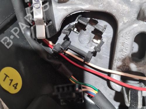 Steering wheel RENAULT CLIO IV (BH_) 1.5 dCi 75 | BP21860037C49 