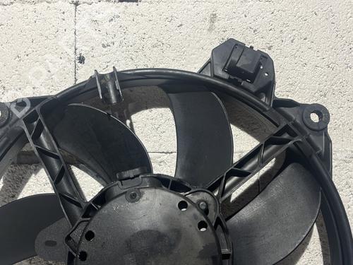 Used Radiator fan Radiator fan RENAULT MEGANE III Hatchback (BZ0/1_, B3_) 1.9 dCi (BZ0N, BZ0J) (131 hp) 32133809 32133809