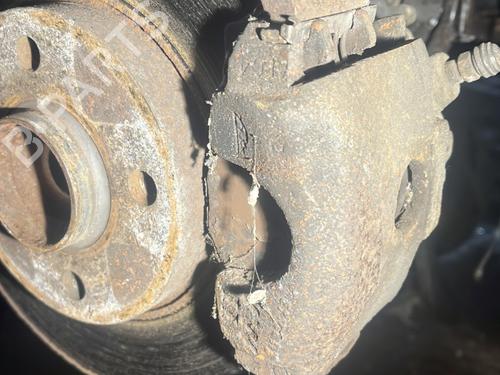 Used Right front brake caliper VW GOLF II (19E, 1G1) 1.8 (90 hp) 31947940
