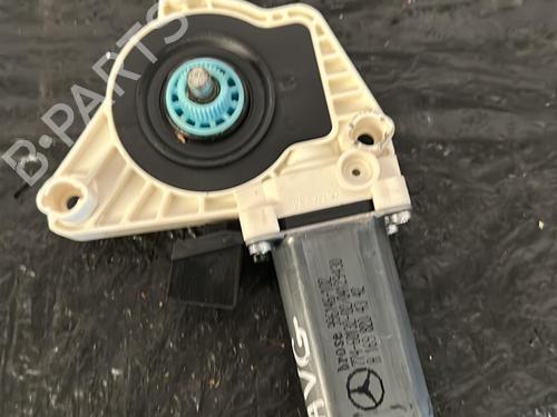 Used Right front window motor MERCEDES-BENZ A-CLASS (W169) A 180 CDI (169.007, 169.307) (109 hp) 20859878