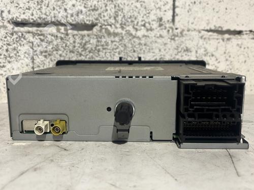 Used Radio Radio RENAULT MEGANE III Grandtour (KZ0/1) 1.6 dCi (KZ00, KZ12, KZ13) (130 hp) 33453402 33453402