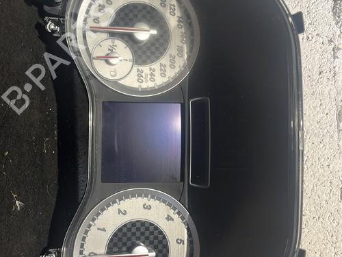 Used Instrument cluster MERCEDES-BENZ A-CLASS (W176) A 180 (176.042) (122 hp) 27612529