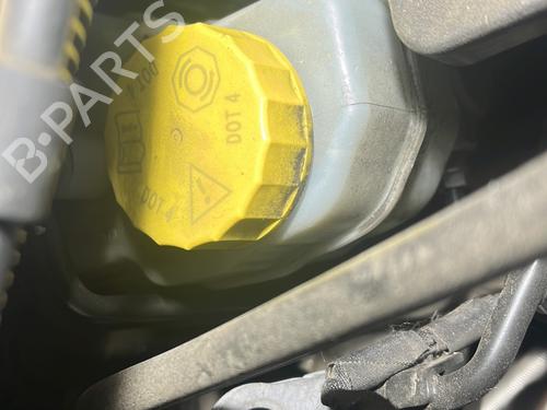 brake-master-cylinder-audi-a1-8x1-8xk-2010-2011-2012-2013-2014-2015-2016-2017-2018-2019-27869730 main image