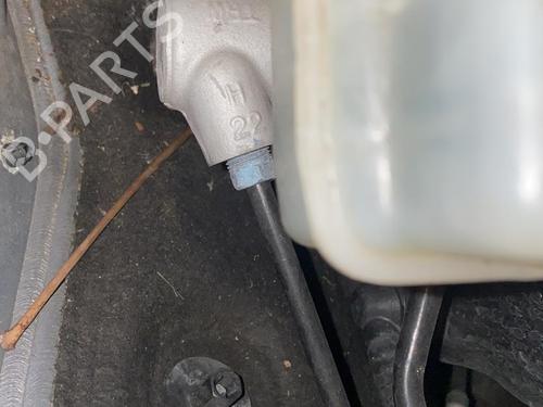 Used Brake master cylinder BMW 7 (F01, F02, F03, F04) 740 d xDrive (306 hp) 20863429
