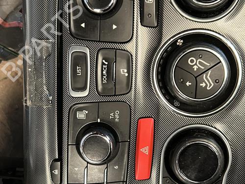 climate-control-citroen-c4-ii-nc_-16-hdi-90-00006452v9-2009-20867065 main image