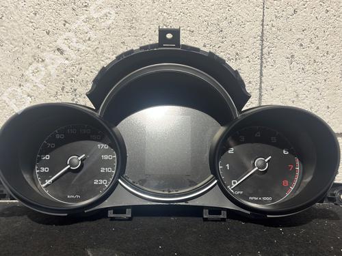 Used Instrument cluster FIAT 500X (334_) 1.0 (334.AXN1B) (120 hp) 27177139
