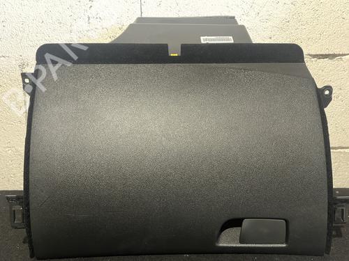 Used Glove box Glove box 26712529 26712529
