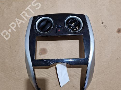 Used Warning switch NISSAN NOTE (E12) 1.2 DIG-S (98 hp) 21861591