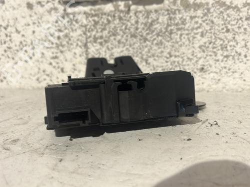 Tailgate lock CHEVROLET CRUZE (J300) 2.0 CDI | BP32410819C101