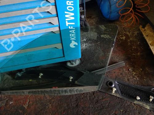 Türscheibe links vorne für RENAULT CLIO II (BB_, CB_) 1.4 16V (B/CB0P, BB13) (98 hp) 21860836