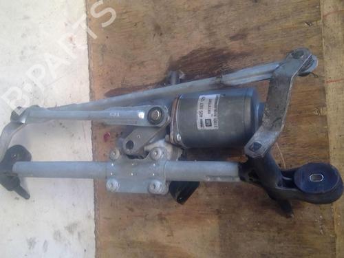 Used Front wiper motor OPEL CORSA D (S07) 1.3 CDTI (L08, L68) (95 hp) 20871081