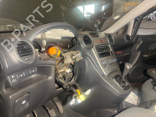 Dashboard KIA CARENS III MPV (UN) 2.0 CRDi 115 | BP35903651C46 - Image 2
