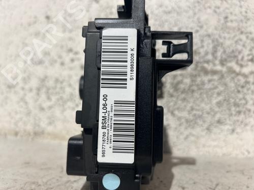 Fuse box CITROËN C5 II (RC_) 2.0 HDi (RCRHRH) | BP38513949E1 - Image 3