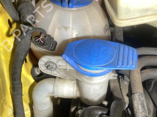 Windscreen washer tank VW CADDY III Box Body/MPV (2KA, 2KH, 2CA, 2CH) 2.0 SDI | BP24200941C113
