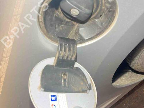 fuel-flap-peugeot-207-wa_-wc_-2006-2007-2008-2009-2010-2011-2012-2013-2014-2015-36397322 main image