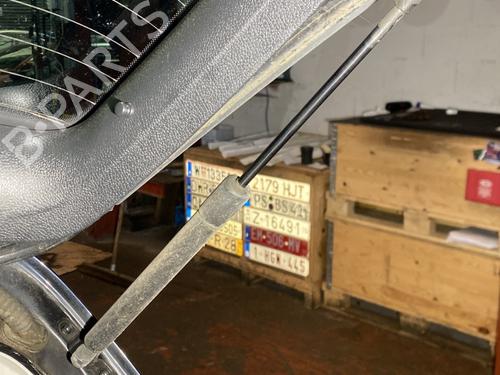 Tailgate lift support VW GOLF VI (5K1) 2.0 TDI | BP23797146C138 