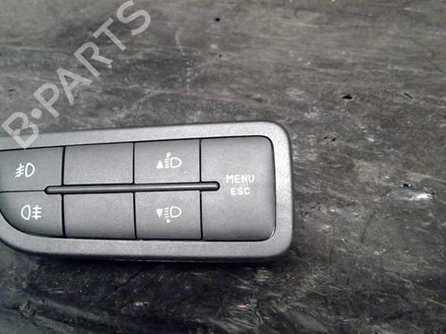 Forlygtekontakt FIAT QUBO (225_) 1.3 D Multijet (225AXE1A, 225CXE1A, 225AXH1A, 225AXL1A,... (95 hp) 21859162