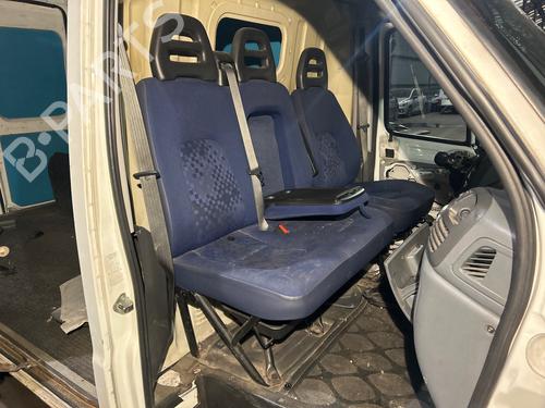 Right front seat PEUGEOT BOXER Van (244) 2.2 HDi | BP38514009C16 - Image 6