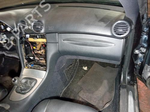 Used Dashboard MERCEDES-BENZ CLK (C209) CLK 220 CDI (209.308) (150 hp) 21045161