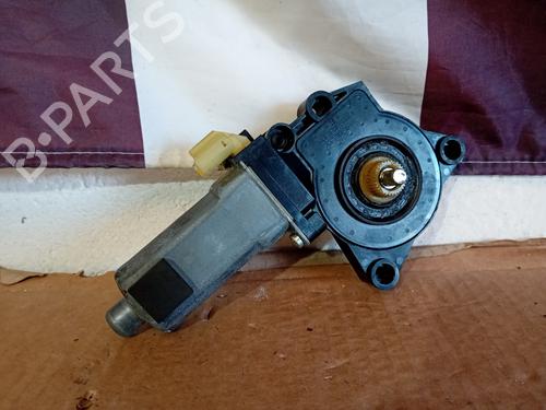 Used Right rear window motor Right rear window motor KIA CARENS III MPV (UN) 2.0 CRDi 135 (136 hp) 21865930 21865930