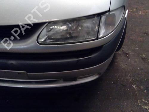 Used Left headlight RENAULT ESPACE III (JE0_) 2.2 12V TD (JE0E, JE0H, JE0P) (113 hp) 25275601