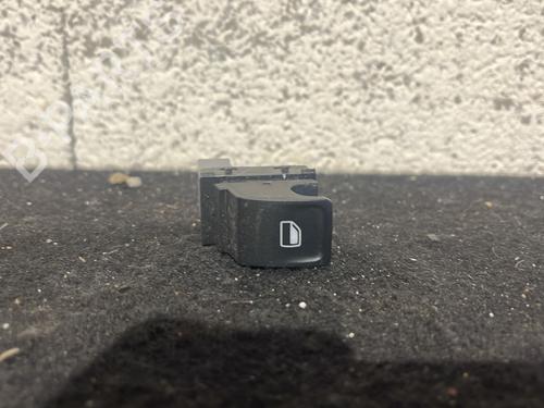 Used Right front window switch VW POLO V (6R1, 6C1) 1.4 TDI (75 hp) 25924040