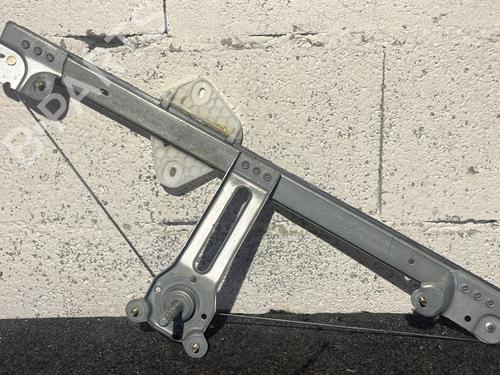 Used Front left window mechanism DACIA LOGAN (LS_) 1.4 (LS0A, LS0C, LS0E, LS0G) (75 hp) 30770511
