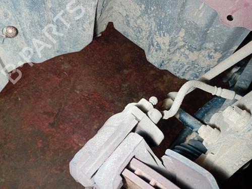 Used Left front brake caliper Left front brake caliper TOYOTA YARIS (_P13_) 1.5 (NSP131_) (112 hp) 20872515 20872515