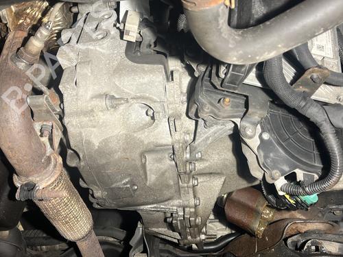 Used Gearbox CITROËN C4 CACTUS 1.2 VTi 82 (82 hp) 31376435