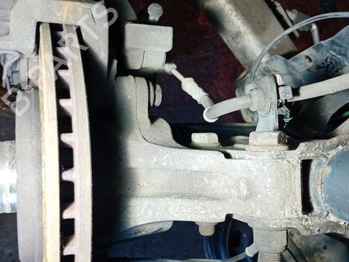 Used Left front steering knuckle RENAULT LAGUNA Coupe (DT0/1) 2.0 dCi (DT01, DT08, DT09, DT0K, DT12, DT1C, DT1D, DT1M,... (150 hp) 20868358