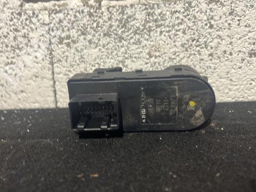 Left front window switch ALFA ROMEO MITO (955_) 1.4 (955.AXB1B, 955.AXU1A) | BP28523679I27 