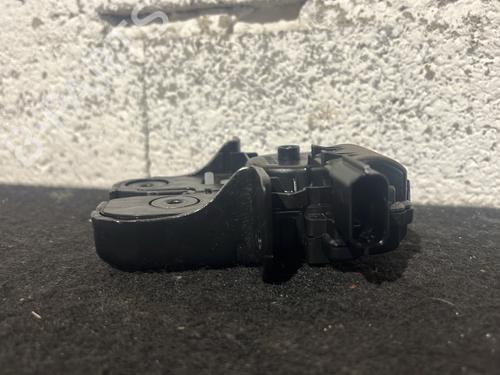 tailgate-lock-renault-captur-i-j5_-h5_-2013-27376260 main image