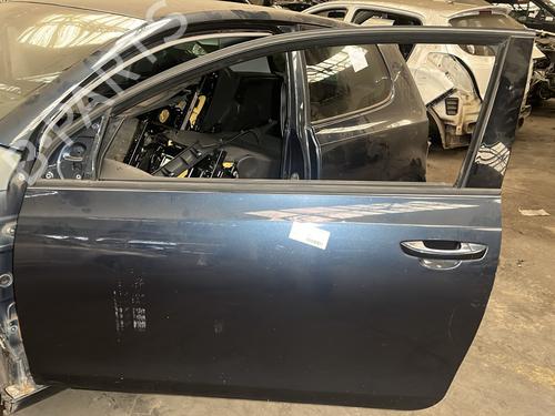 Used Left front door VW GOLF VI (5K1) 1.6 TDI (105 hp) 22523666