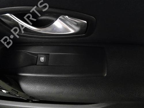 Used Right front window switch Right front window switch RENAULT LAGUNA III (BT0/1) 2.0 dCi (BT07, BT0J, BT14, BT1A, BT1S) (131 hp) 21857935 21857935
