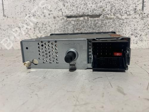 Used Radio Radio 35956125 35956125